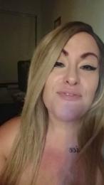 Fuxkmesuckmecum webcam model stream image