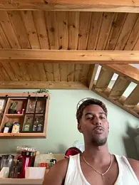 Axel_black10 webcam model stream image