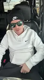 uncut_luke webcam stripchat model stream image