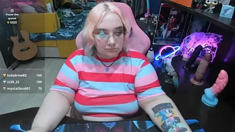 Softie_Sofy webcam model stream image