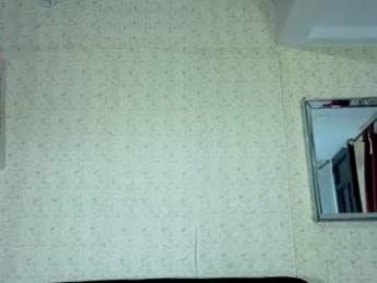 tomboy_and_skinny23_pm webcam model stream image