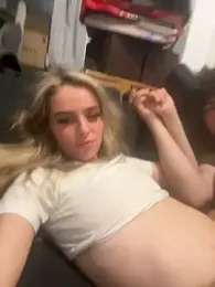 Angelloverxo webcam model stream image