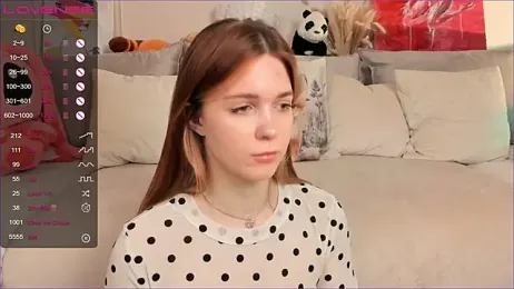 Frau_Lina webcam model stream image