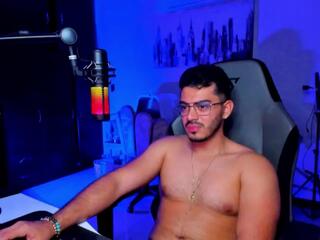 Bruno Oconer webcam model stream image