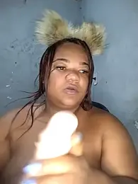 Meellcarioca webcam model stream image