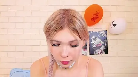 Blondy_Fina webcam model stream image