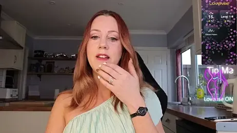 stripmequick webcam model stream image