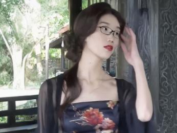 LunaChen webcam model stream image