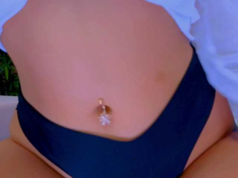 MichelleReys webcam model stream image