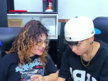 emili_rouse_ webcam model stream image