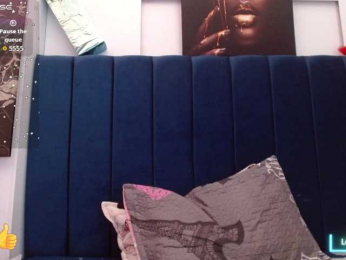 Violet-wish webcam model stream image