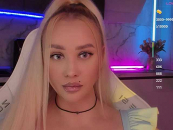 In-your-fucking-mind webcam model stream image