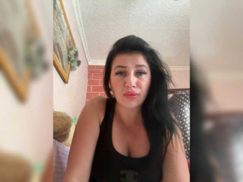 Ju--lia webcam model stream image