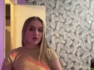 emeraldarmentrout webcam model stream image