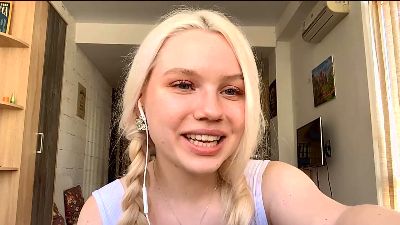 PLUSHIE_EYES webcam model stream image