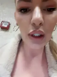 Dirtyfeelin webcam model stream image