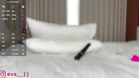 Eva_JJ webcam model stream image