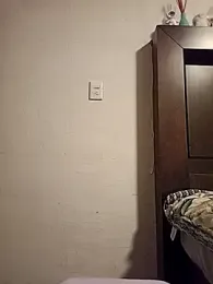 KITTEN-10 webcam model stream image