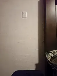 KITTEN-10 webcam model stream image