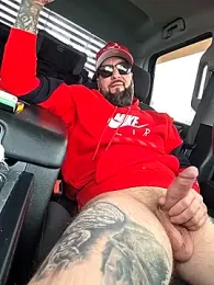 Beardedtattood webcam model stream image