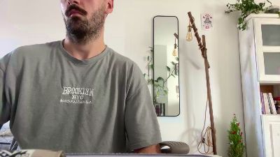 marimba8 webcam model stream image