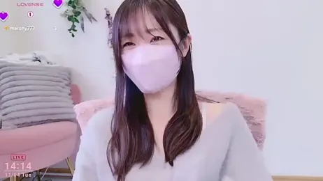 meg_0901 webcam model stream image