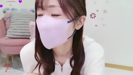 meg_0901 webcam model stream image