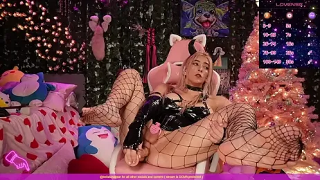 bellalunabear webcam stripchat model stream image