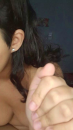 Denucrazy webcam model stream image