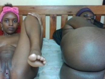 Black-ebonies webcam model stream image