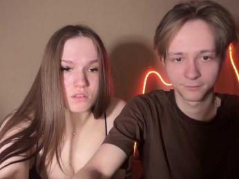 titsDestroy2008 webcam model stream image