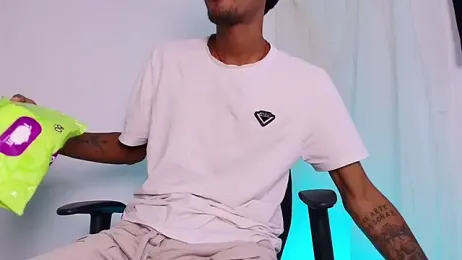 Miguel_bigcock webcam stripchat model stream image