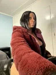 Candy_Love_18 webcam model stream image