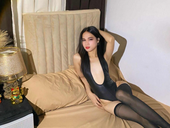 NiraShantal webcam model stream image