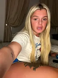 Irish_BarbieMilfx webcam model stream image