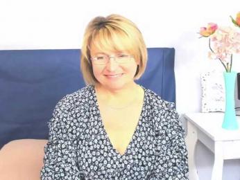 MarieneMature webcam model stream image
