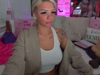 emmagray01 webcam model stream image