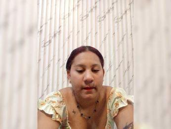 AprilJune webcam model stream image