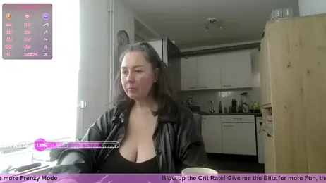 MilfGina webcam model stream image