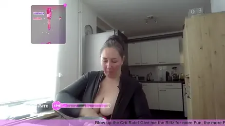 MilfGina webcam model stream image