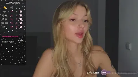 Alice_super_ webcam model stream image