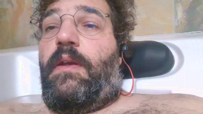 migou_VS webcam model stream image