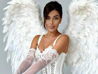 SalmaRoze webcam model stream image