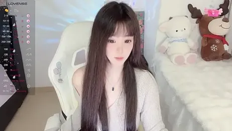 yuii-7 webcam model stream image