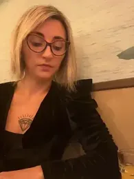 sexy_blondie92 webcam model stream image