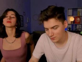 ash_raven_ webcam model stream image