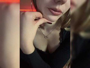 kissi1111 webcam bongacams model stream image