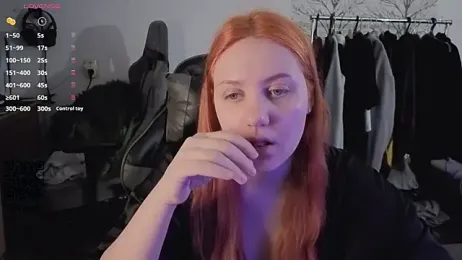 Holy_Kveta webcam model stream image