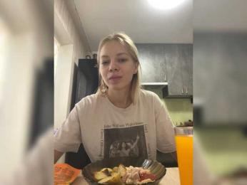 Atiik webcam bongacams model stream image