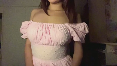MerleZelle webcam model stream image